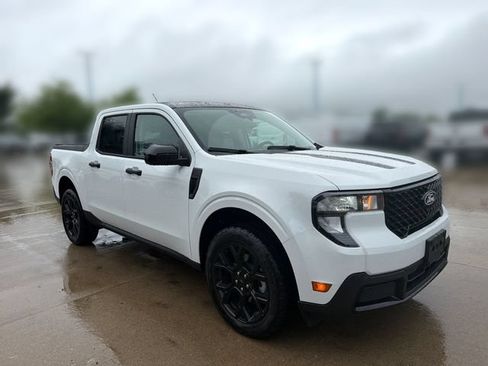 New 2026 Ford Maverick XLT w/ Equipment Group 301A AWD/4WD image 3