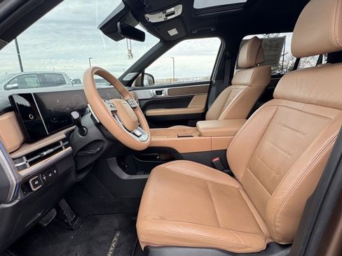 Used 2024 Hyundai Santa Fe Limited image 23