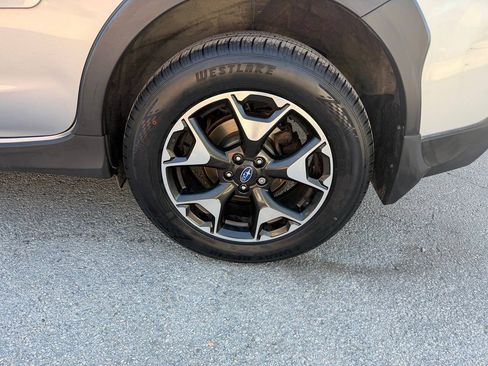 Used 2019 Subaru Crosstrek 2.0i Premium w/ Eyesight System AWD/4WD image 37