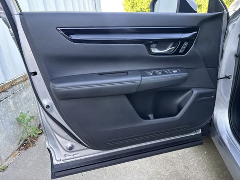 Used 2023 Honda CR-V EX-L image 8