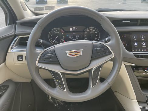 Used 2021 Cadillac XT5 Premium Luxury image 25