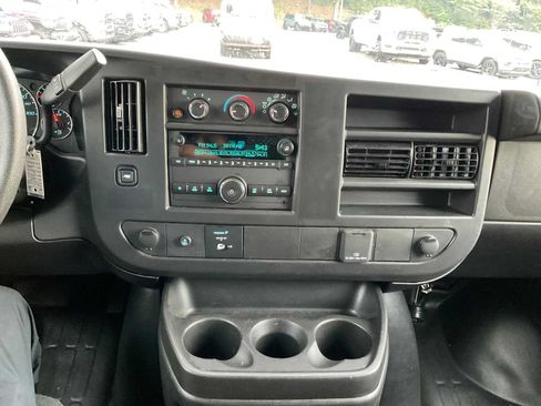 Used 2025 Chevrolet Express 2500 w/ Driver Convenience Package RWD image 19