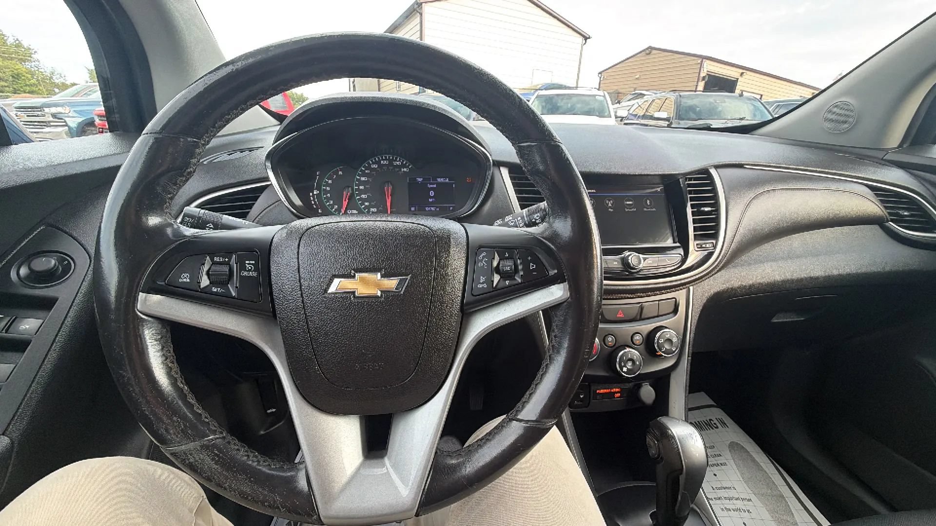 Used 2019 Chevrolet Trax LT w/ LT Convenience Package FWD image 26