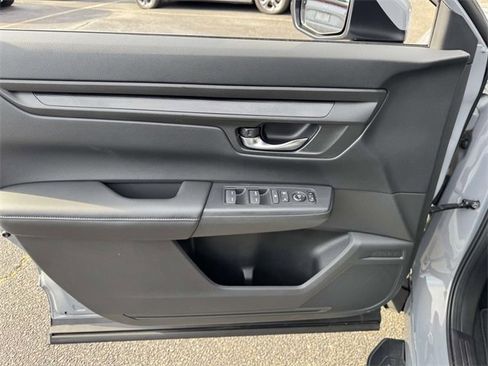 Certified 2025 Honda CR-V LX image 15