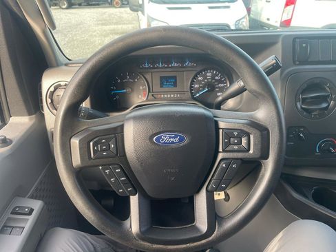 Used 2021 Ford E-350 and Econoline 350 Super Duty w/ Power Windows & Locks Group image 21