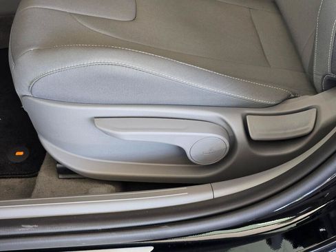New 2026 Hyundai Elantra Sport FWD image 18
