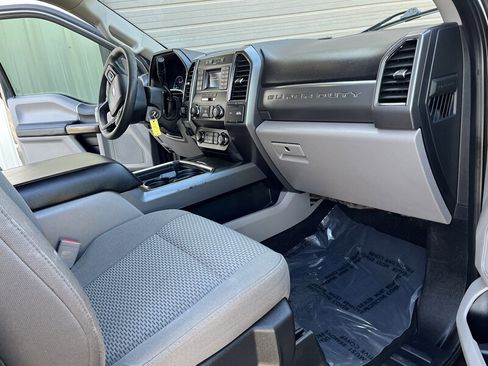 Used 2019 Ford F250 XLT w/ XLT Value Package AWD/4WD image 15