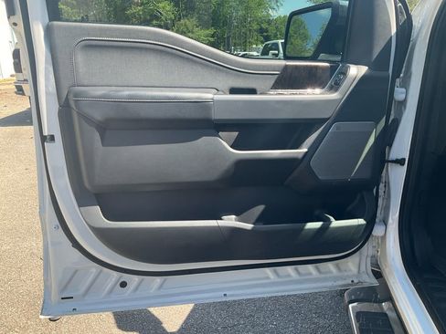 Used 2021 Ford F150 Lariat image 17