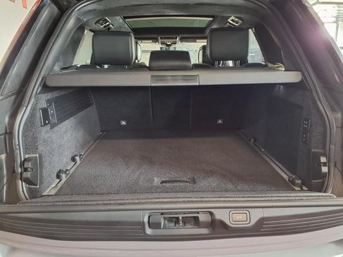 Used 2018 Land Rover Range Rover Supercharged AWD/4WD image 6