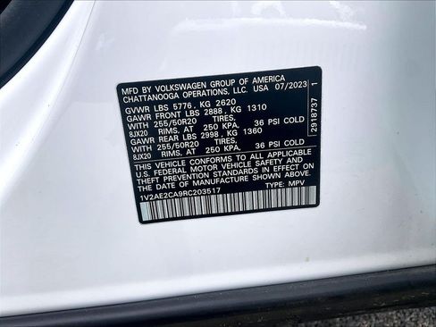 Used 2024 Volkswagen Atlas Cross Sport SEL R-Line AWD/4WD image 33