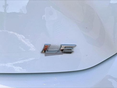 Used 2025 Toyota Camry LE image 8