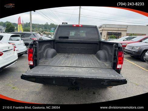 Used 2017 RAM 1500 Tradesman RWD image 5