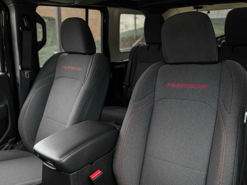 Used 2026 Jeep Wrangler Unlimited Rubicon AWD/4WD image 21