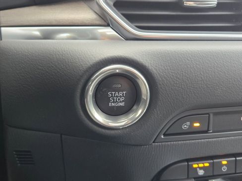 New 2025 MAZDA CX-5 Signature image 25