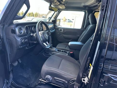 Used 2022 Jeep Wrangler Unlimited Rubicon 4xe w/ Cold Weather Group image 12