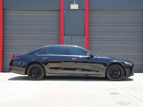Used 2021 Mercedes-Benz S 580 4MATIC Sedan image 11