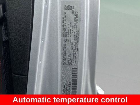 Certified 2023 Jeep Wrangler Unlimited Rubicon AWD/4WD image 12