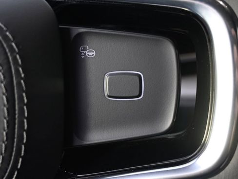 New 2026 Lincoln Navigator Reserve AWD/4WD image 31