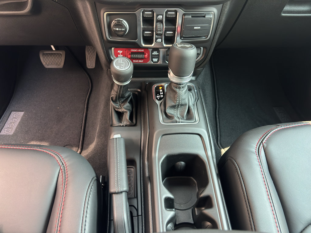 New 2026 Jeep Wrangler Unlimited Rubicon AWD/4WD image 16