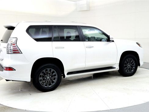 Used 2023 Lexus GX 460 Premium w/ Premium Package image 6