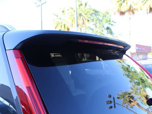 Used 2017 Volvo XC90 T6 Momentum w/ Vision Package image 19