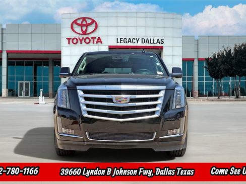 Used 2016 Cadillac Escalade ESV Luxury RWD image 6