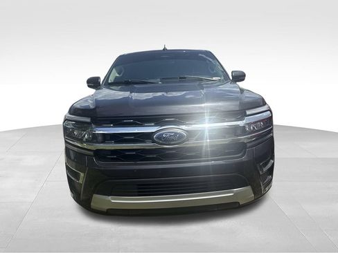 Used 2024 Ford Expedition Max Limited RWD image 5