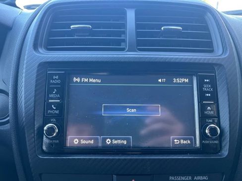 Used 2022 Mitsubishi Outlander Sport SE image 15