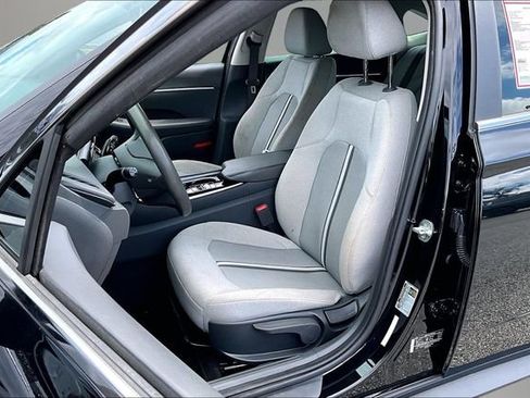 Used 2022 Hyundai Sonata SE FWD image 18