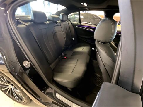 Used 2023 BMW 530i w/ Convenience Package RWD image 18