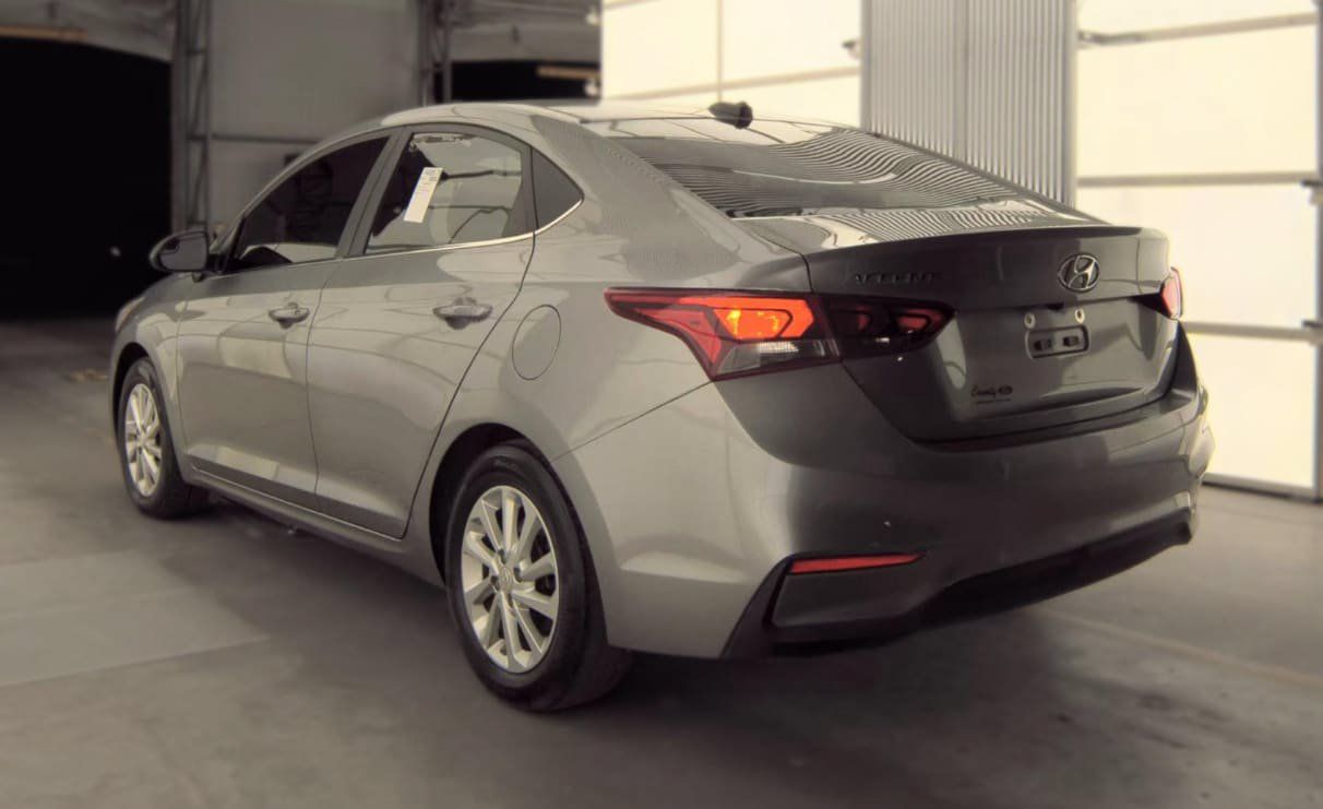 Used 2022 Hyundai Accent SEL FWD image 8
