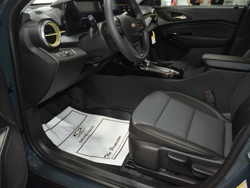 New 2026 Chevrolet Trax LT image 35