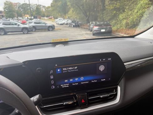 Used 2025 Chevrolet TrailBlazer LT image 18