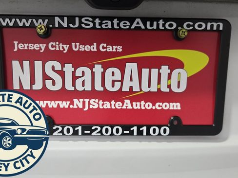 Used 2022 Jeep Grand Cherokee Limited 4xe image 29