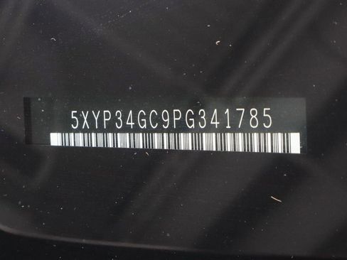 Used 2023 Kia Telluride EX w/ EX Captain's Chair Package FWD image 38