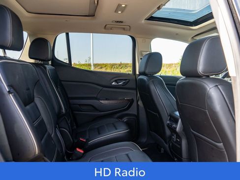 Used 2021 GMC Acadia Denali w/ Denali Ultimate Package image 15