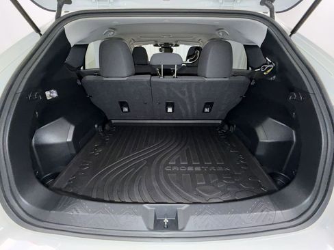 Certified 2025 Subaru Crosstrek 2.0i Premium image 17