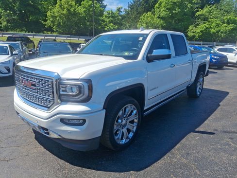 Used 2018 GMC Sierra 1500 Denali w/ Denali Ultimate Package AWD/4WD image 3