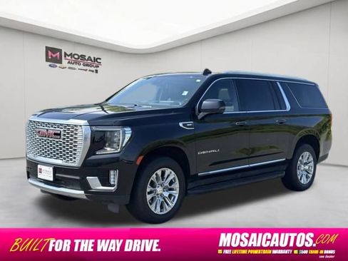 Used 2024 GMC Yukon XL Denali AWD/4WD image 3