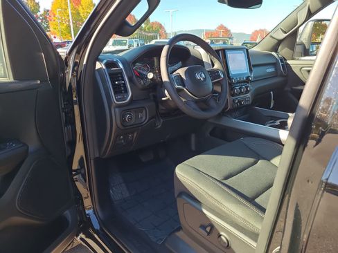 New 2026 RAM 1500 Big Horn w/ Night Edition image 10