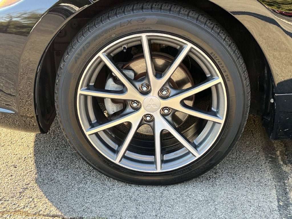 Used 2011 Mitsubishi Eclipse GS FWD image 9