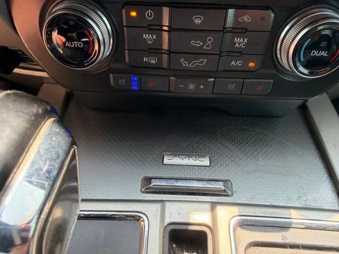 Used 2015 Ford F150 Lariat w/ Equipment Group 501A Mid AWD/4WD image 44