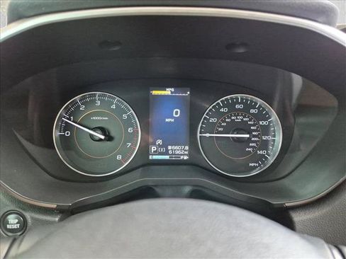 Used 2021 Subaru Crosstrek 2.5i Limited w/ Moonroof Package 1 AWD/4WD image 11