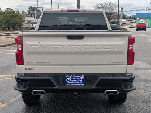 New 2026 Chevrolet Silverado 1500 Custom Trail Boss AWD/4WD image 5