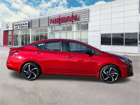 New 2025 Nissan Versa SR image 7