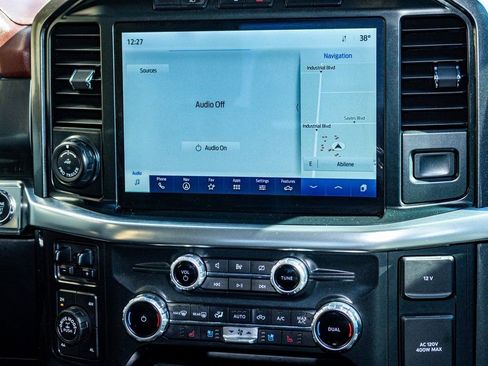 Used 2022 Ford F150 Lariat image 14