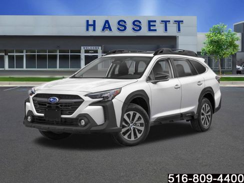 Used 2025 Subaru Outback Premium image 1