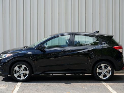 Used 2019 Honda HR-V LX image 40