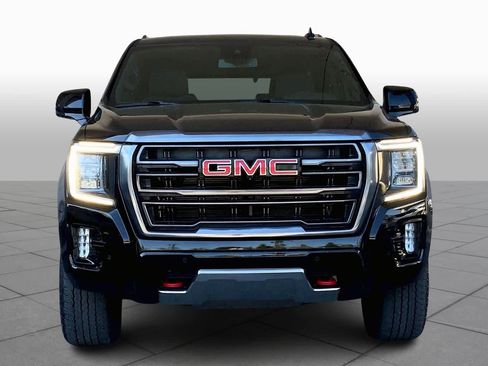 Used 2024 GMC Yukon AT4 w/ AT4 Premium Package image 4
