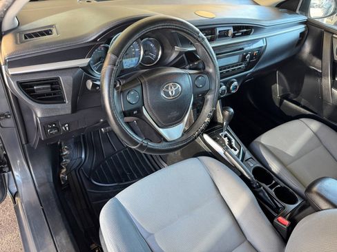 Used 2015 Toyota Corolla L FWD image 10
